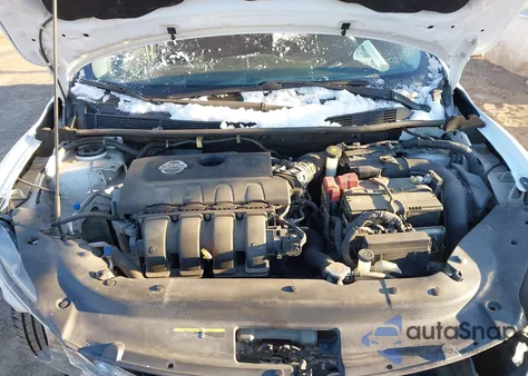 2014 Nissan Sentra Sr z USA, uszkodzony, nr VIN 3N1AB7AP7EY296962